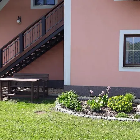 Rum i privatbostad U Rybnika Svet *